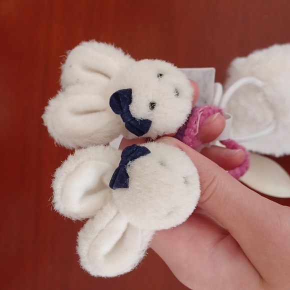 3/ $20 Bundle of hair accessories for girls from Ardene and Claire's. - Picture 4 of 11